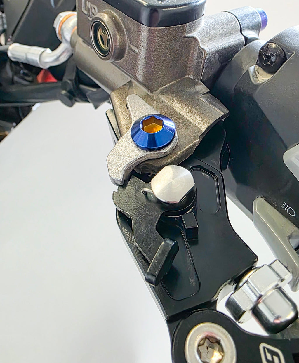 Warp 9 Ultra Bee Shorty Titanium Lever Pivot Bolts